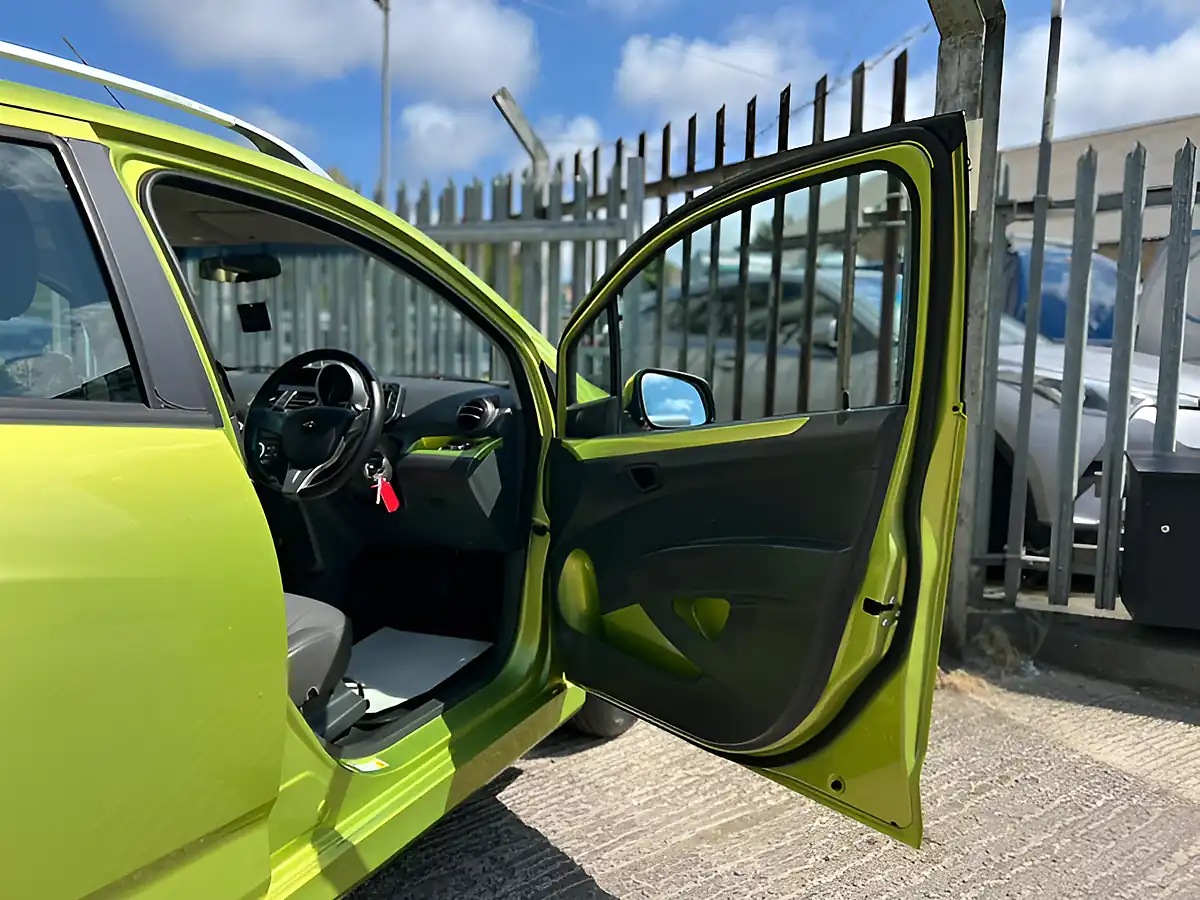 Used 2013 Chevrolet Spark Ltz Green - Interior and Exterior details 16