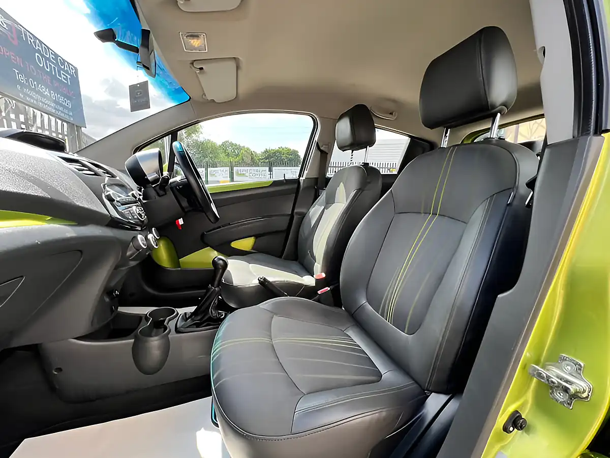 Used 2013 Chevrolet Spark Ltz Green - Interior and Exterior details 18