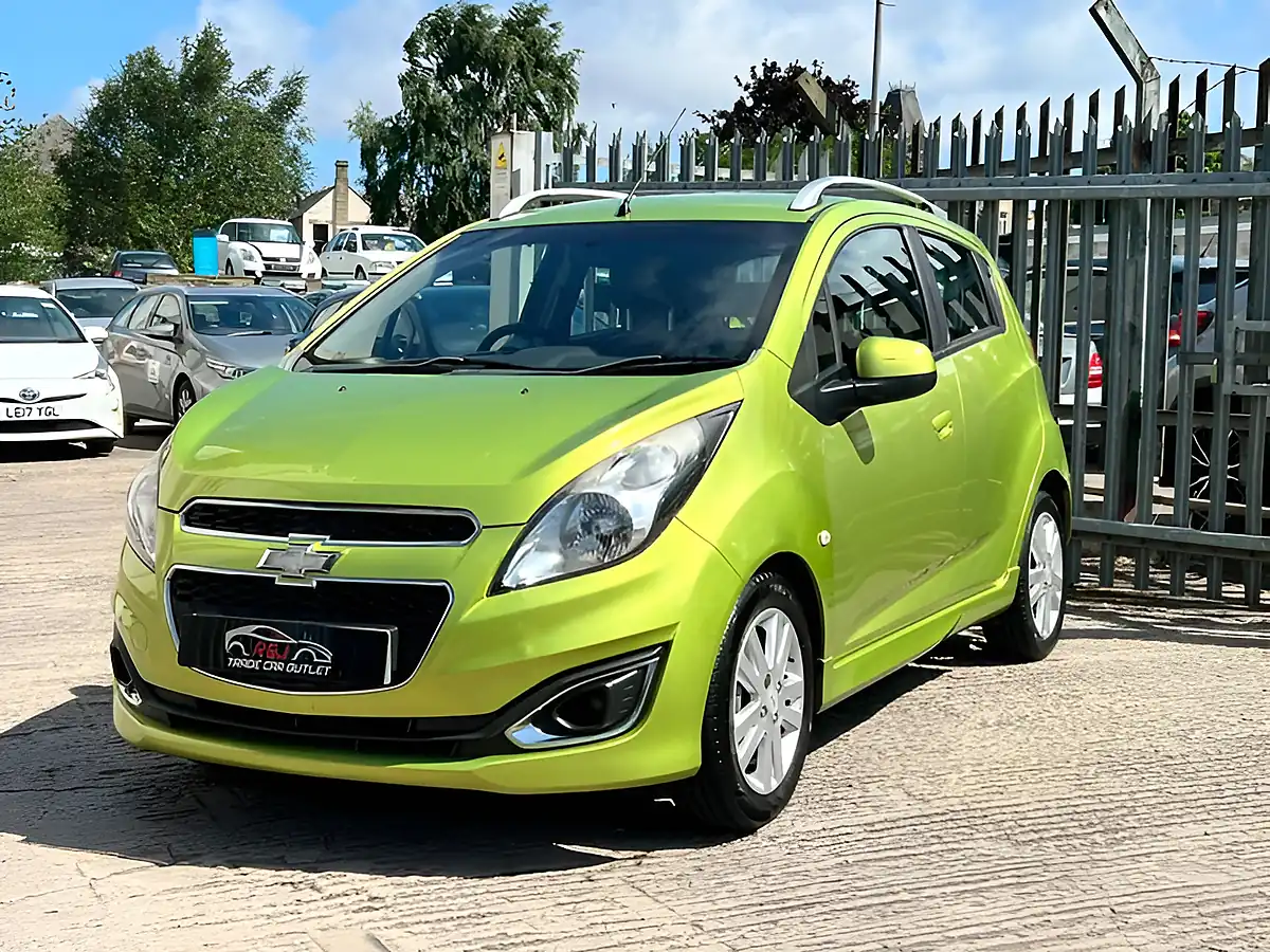 Used 2013 Chevrolet Spark Ltz Green - Interior and Exterior details 3