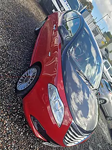 Used 2013 Chrysler Ypsilon Black and Red 5dr Red - Interior and Exterior details 4