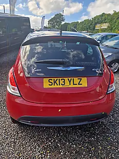 Used 2013 Chrysler Ypsilon Black and Red 5dr Red - Interior and Exterior details 8