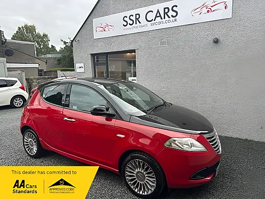 2013 Chrysler Ypsilon 1.2 Black&Red