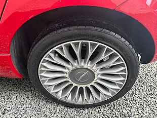 Used 2013 Chrysler Ypsilon Black&red Black - Interior and Exterior details 11