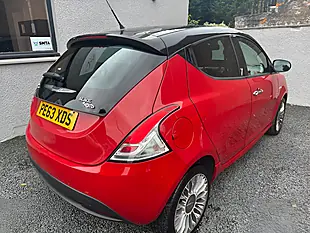 Used 2013 Chrysler Ypsilon Black&red Black - Interior and Exterior details 7
