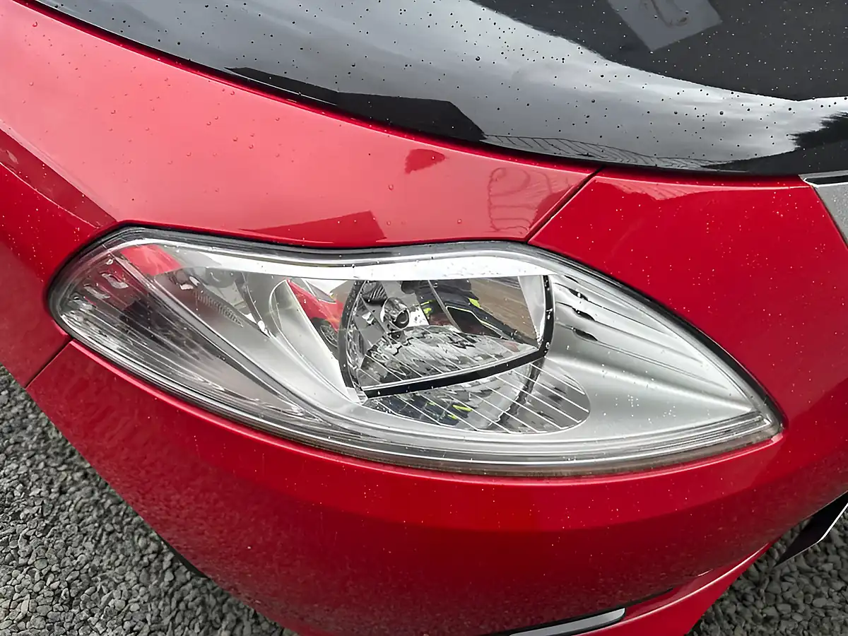 Used 2013 Chrysler Ypsilon Black&red Black - Interior and Exterior details 8