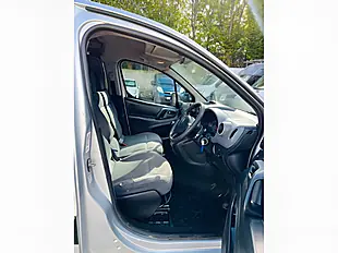 Used 2013 Citroen Berlingo 625 Enterprise Silver - Interior and Exterior details 12