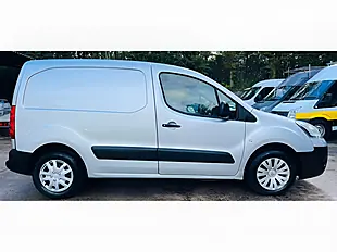 Used 2013 Citroen Berlingo 625 Enterprise Silver - Interior and Exterior details 4