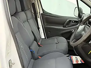 Used 2013 Citroen Berlingo 850 Enterprise White - Interior and Exterior details 6