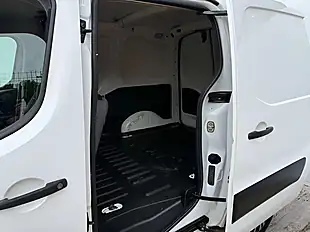 Used 2013 Citroen Berlingo 850 Enterprise White - Interior and Exterior details 9