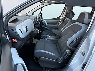 Used 2013 Citroen Berlingo Airdream Xtr Silver - Interior and Exterior details 12
