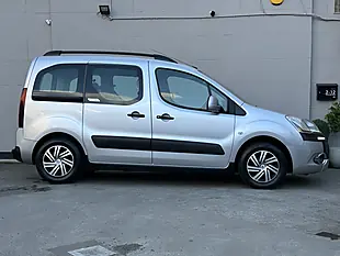 Used 2013 Citroen Berlingo Airdream Xtr Silver - Interior and Exterior details 4