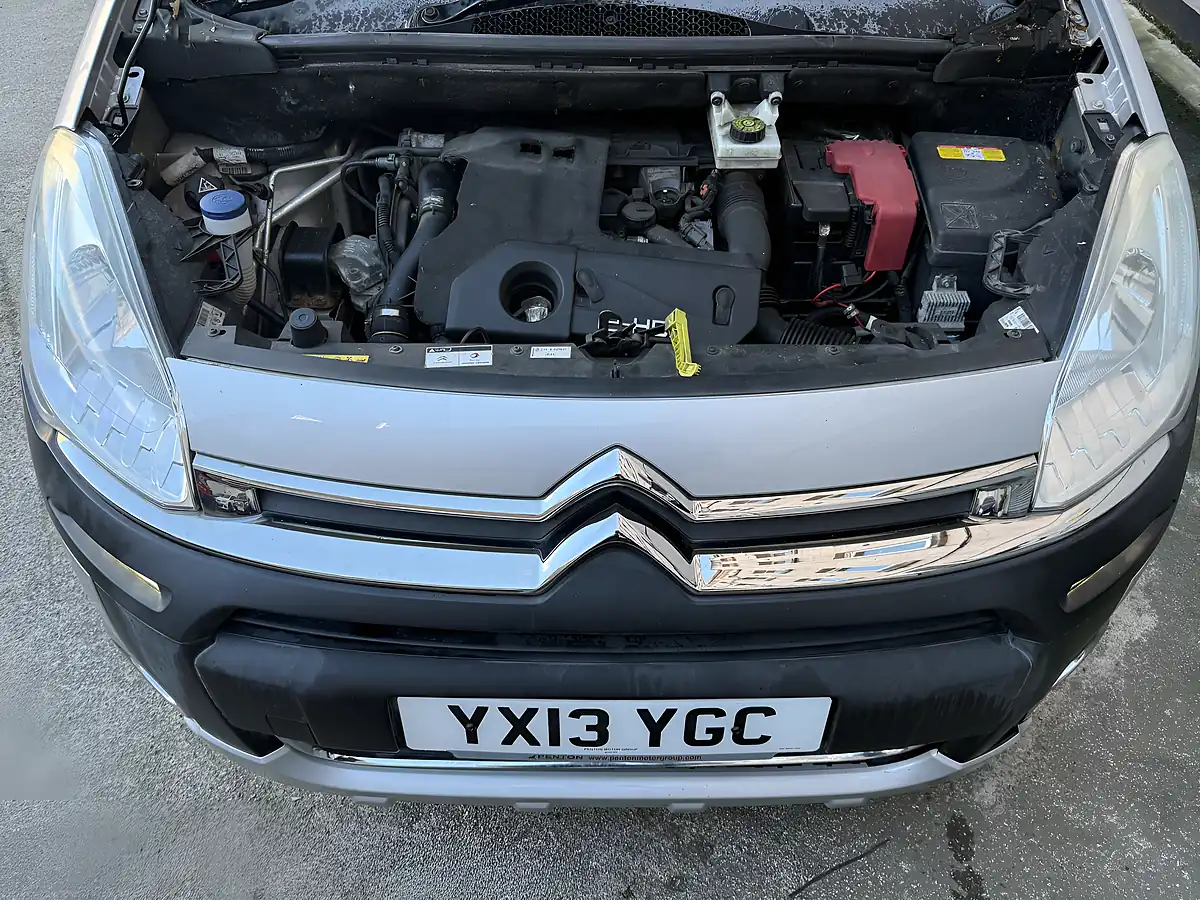 Used 2013 Citroen Berlingo Airdream Xtr Silver - Interior and Exterior details 7