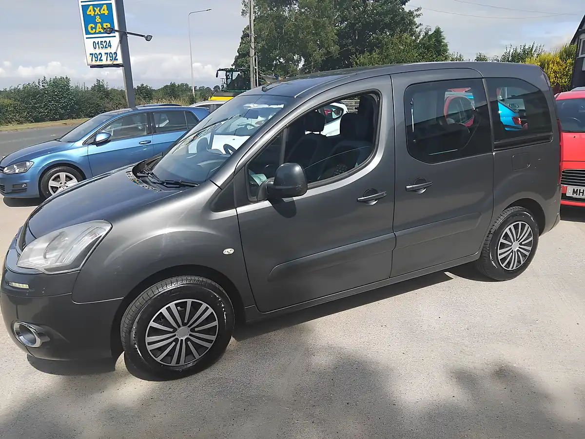 Used 2013 Citroen Berlingo Multispace Vtr Grey - Interior and Exterior details 4