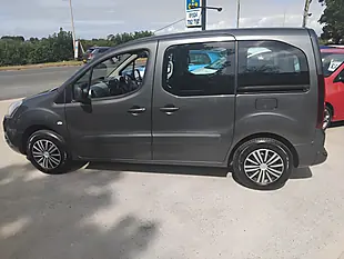 Used 2013 Citroen Berlingo Multispace Vtr Grey - Interior and Exterior details 5