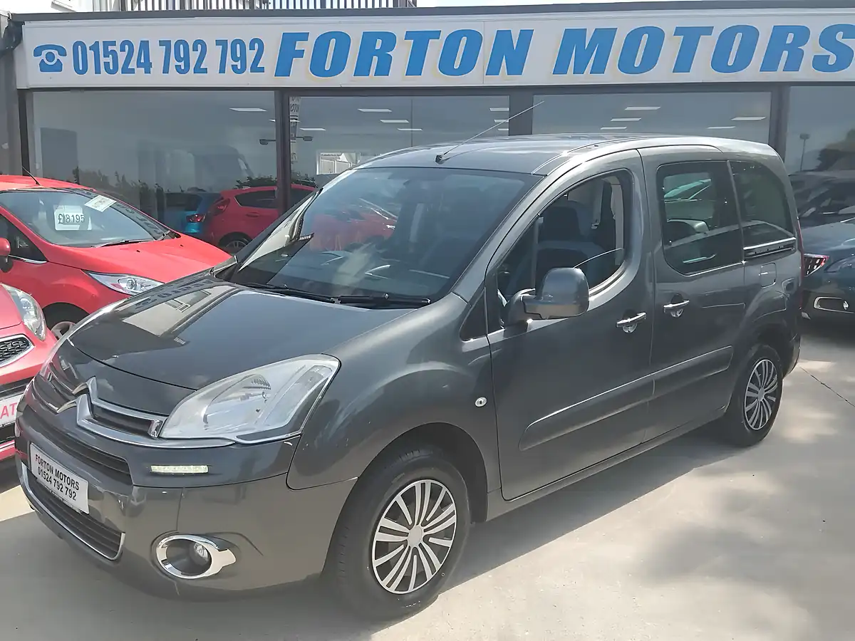 Used 2013 Citroen Berlingo Multispace Vtr Grey - Interior and Exterior details 8