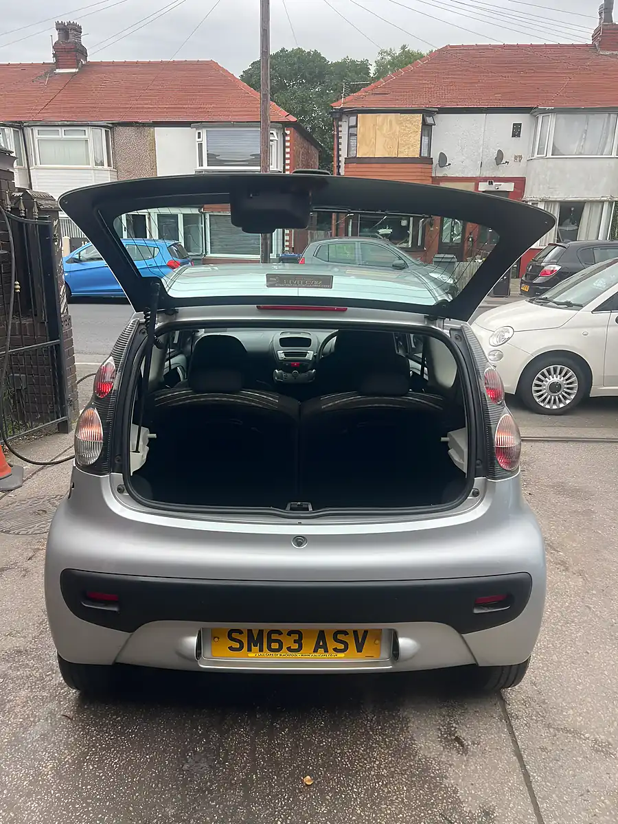 Used 2013 Citroen C1 Flash Silver - Interior and Exterior details 12