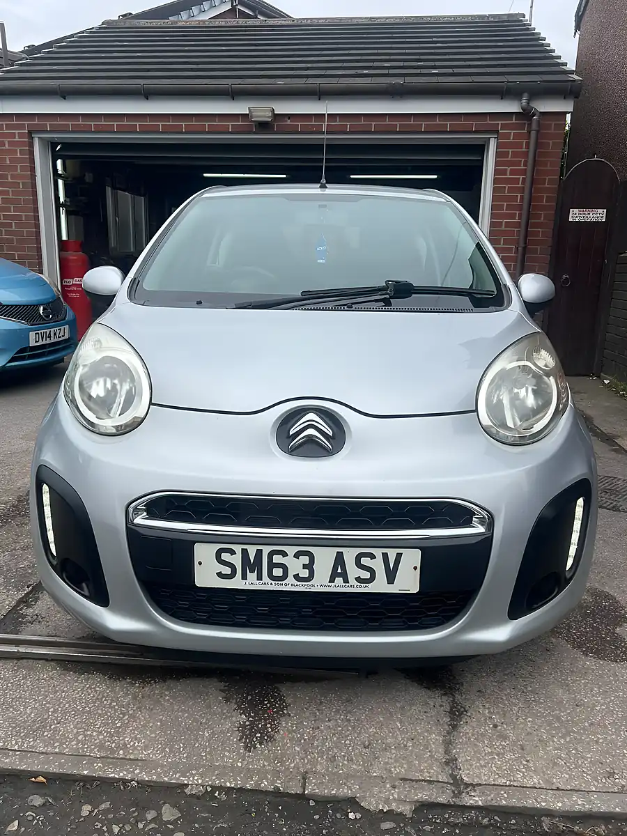 Used 2013 Citroen C1 Flash Silver - Interior and Exterior details 3