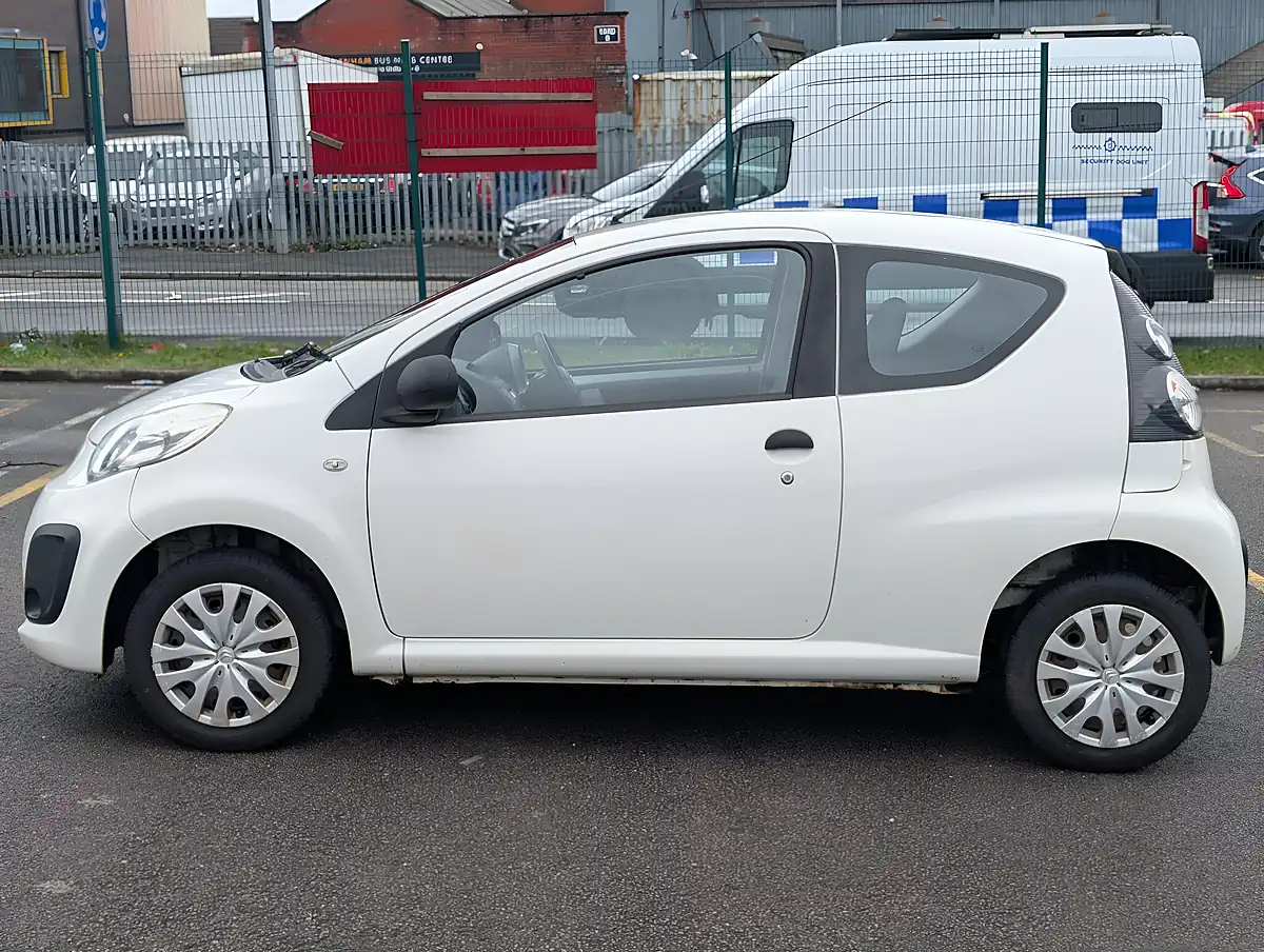 Used 2013 Citroen C1 Vt - Interior and Exterior details 5