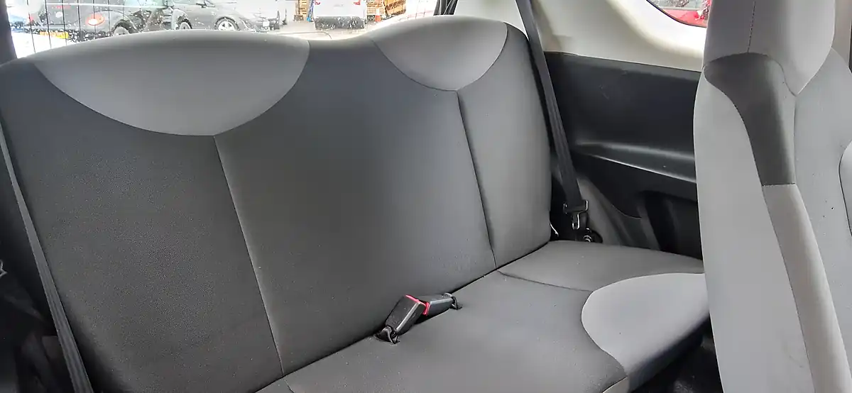 Used 2013 Citroen C1 Vt White - Interior and Exterior details 14