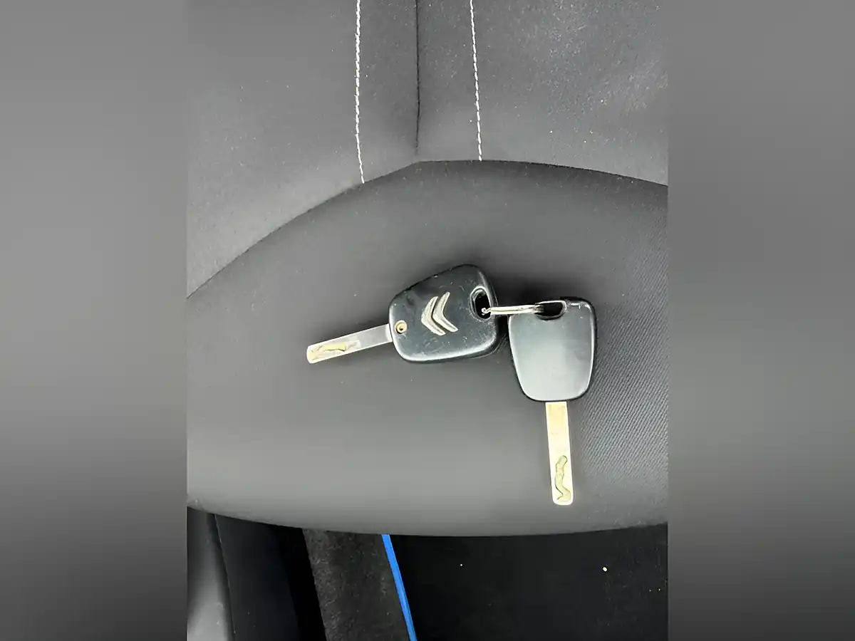 Used 2013 Citroen C1 Vtr Black - Interior and Exterior details 19