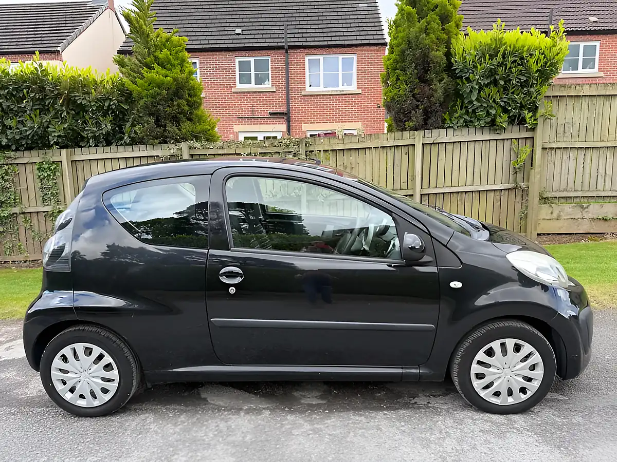 Used 2013 Citroen C1 Vtr Black - Interior and Exterior details 5