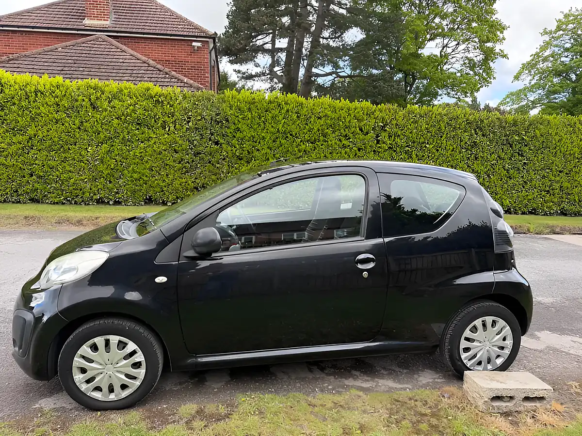 Used 2013 Citroen C1 Vtr Black - Interior and Exterior details 9