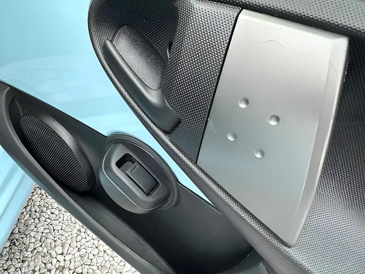 Used 2013 Citroen C1 Vtr Blue - Interior and Exterior details 15