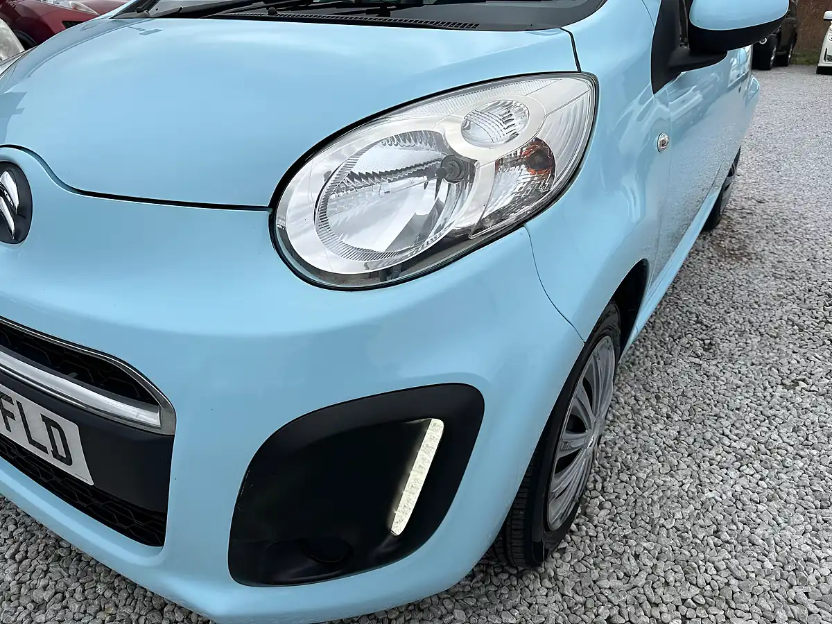 Used 2013 Citroen C1 Vtr Blue - Interior and Exterior details 17