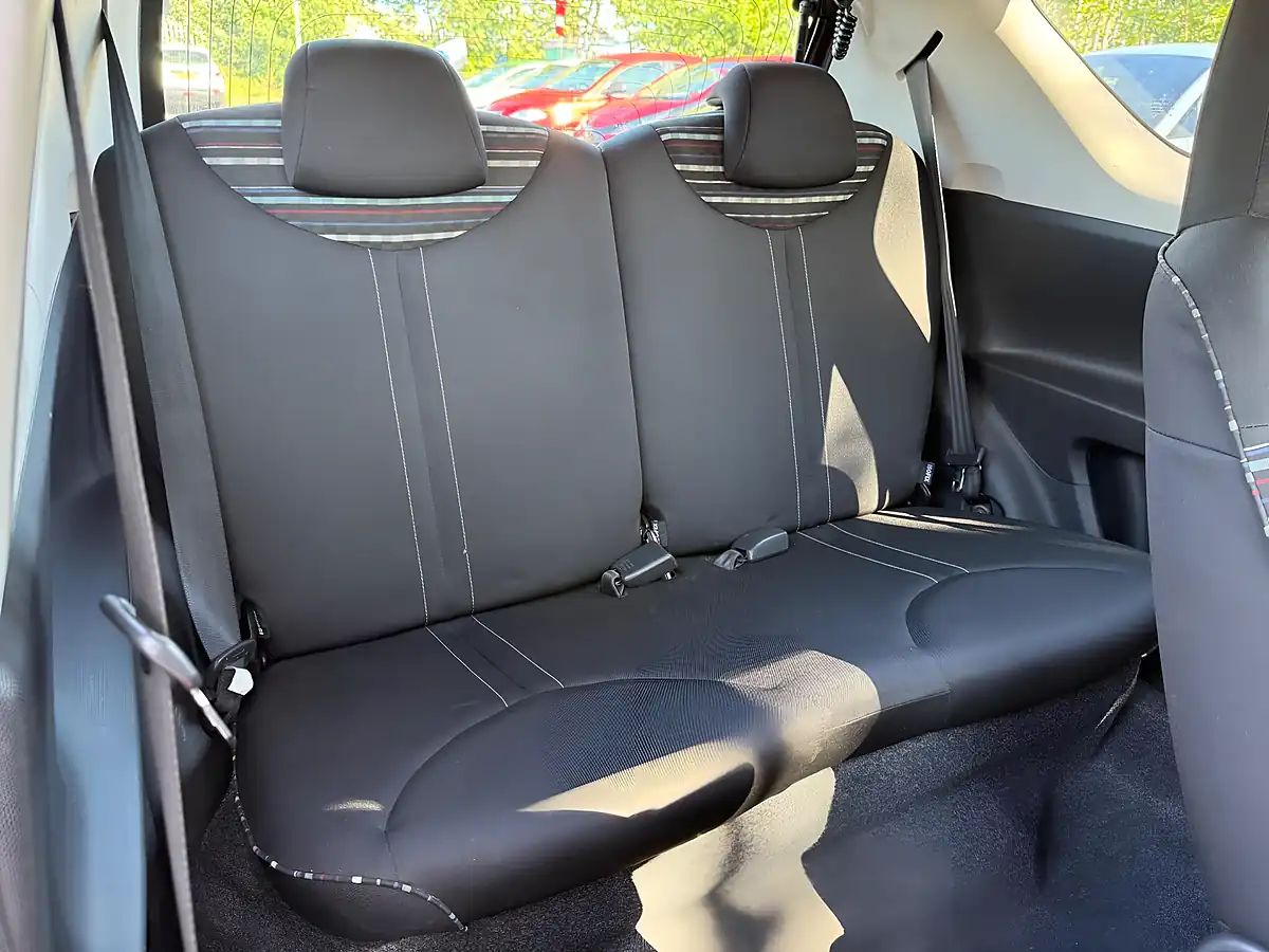 Used 2013 Citroen C1 Vtr Red - Interior and Exterior details 11