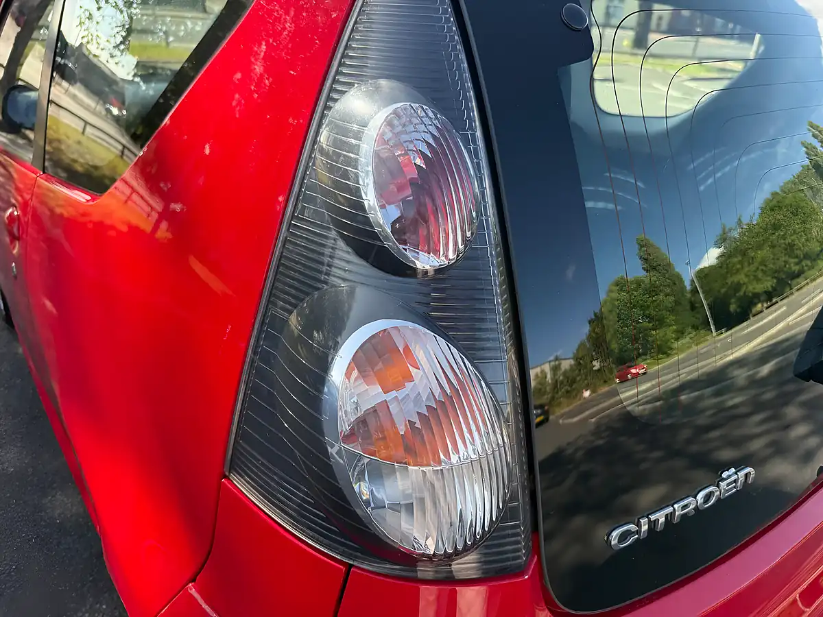 Used 2013 Citroen C1 Vtr Red - Interior and Exterior details 18