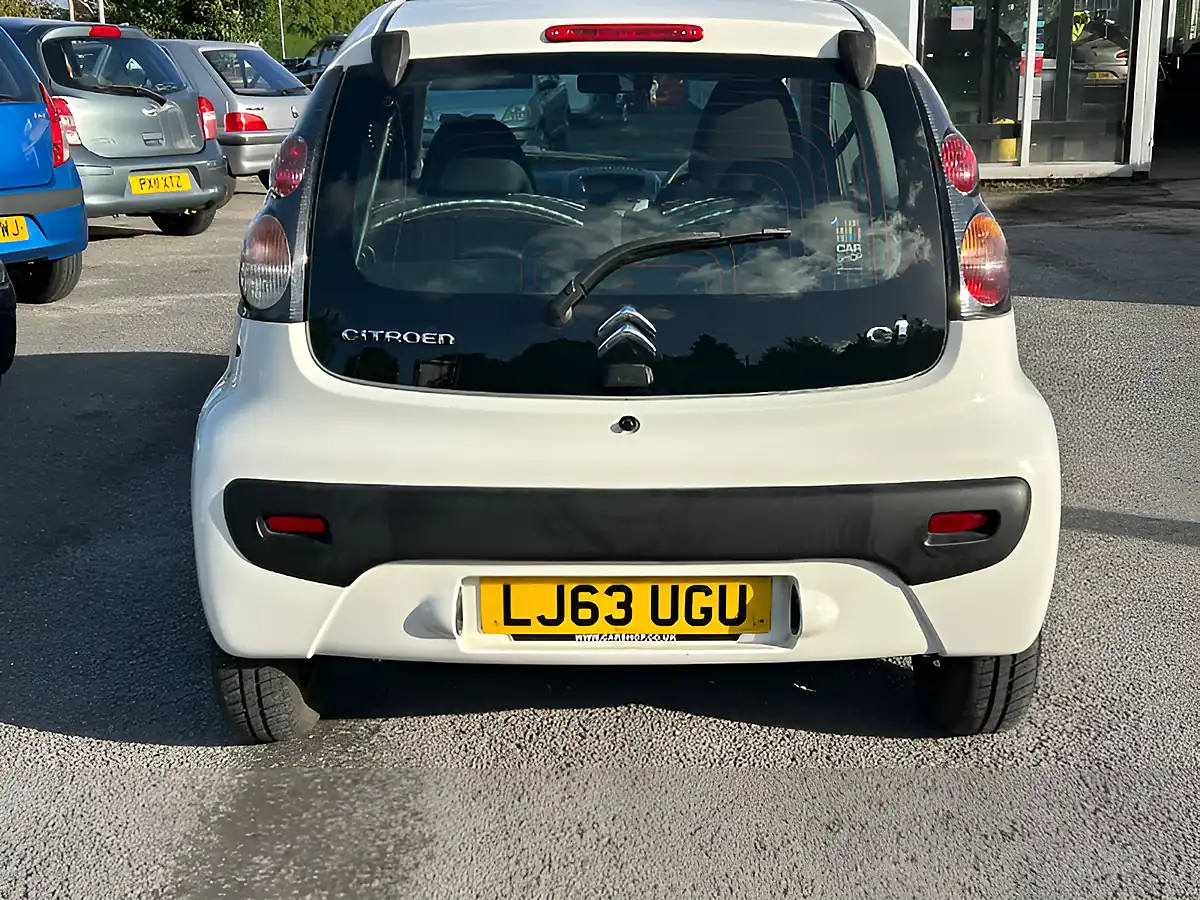 Used 2013 Citroen C1 Vtr White - Interior and Exterior details 10