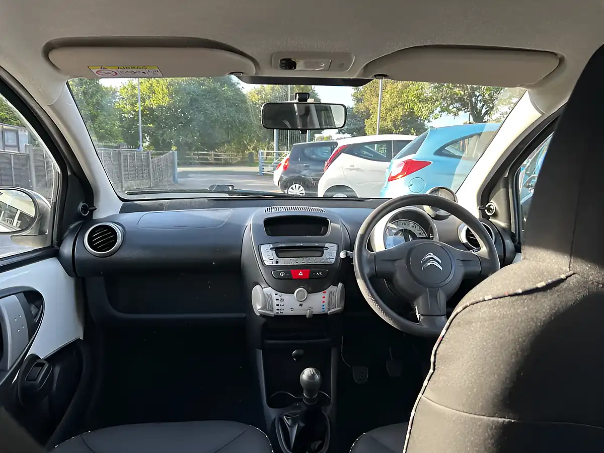 Used 2013 Citroen C1 Vtr White - Interior and Exterior details 14