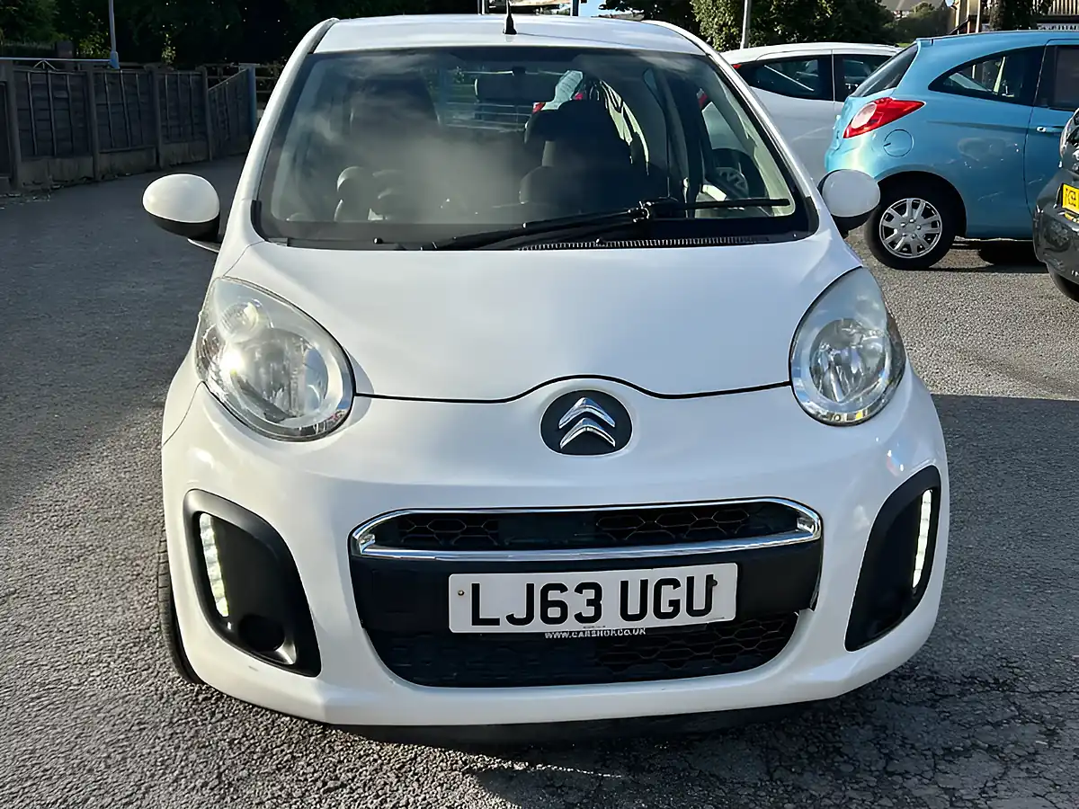 Used 2013 Citroen C1 Vtr White - Interior and Exterior details 9