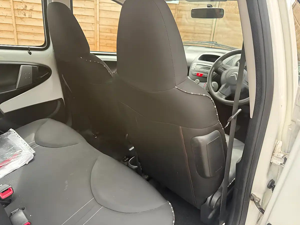Used 2013 Citroen C1 Vtr White - Interior and Exterior details 13