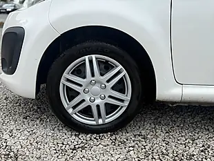 Used 2013 Citroen C1 Vtr White - Interior and Exterior details 16