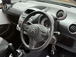 Used 2013 Citroen C1 Vtr White - Interior and Exterior details 17