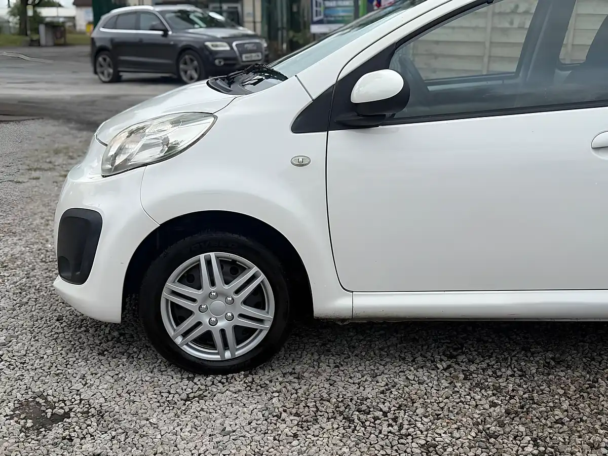 Used 2013 Citroen C1 Vtr White - Interior and Exterior details 20