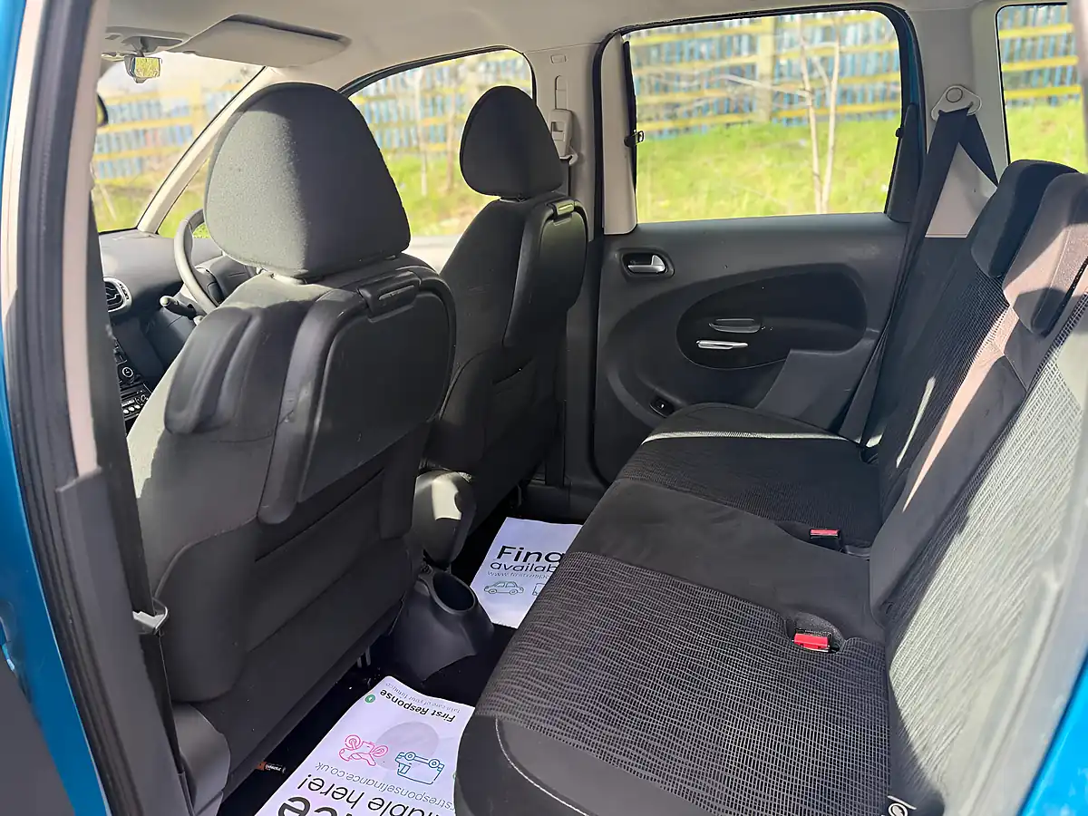 Used 2013 Citroen C3 Picasso Exclusive Blue - Interior and Exterior details 13