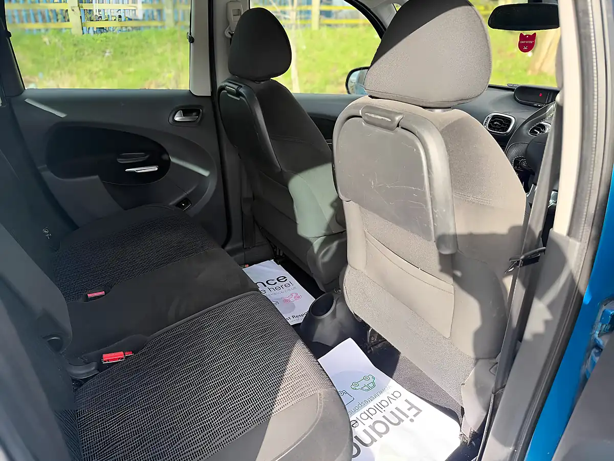Used 2013 Citroen C3 Picasso Exclusive Blue - Interior and Exterior details 16