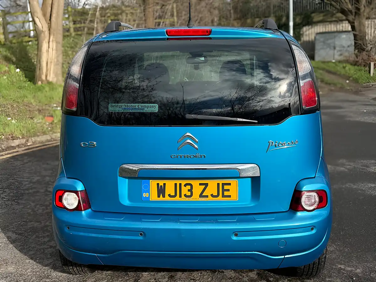 Used 2013 Citroen C3 Picasso Exclusive Blue - Interior and Exterior details 5