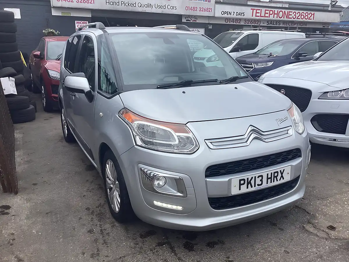 Used 2013 Citroen C3 Picasso Exclusive Silver - Interior and Exterior details 3