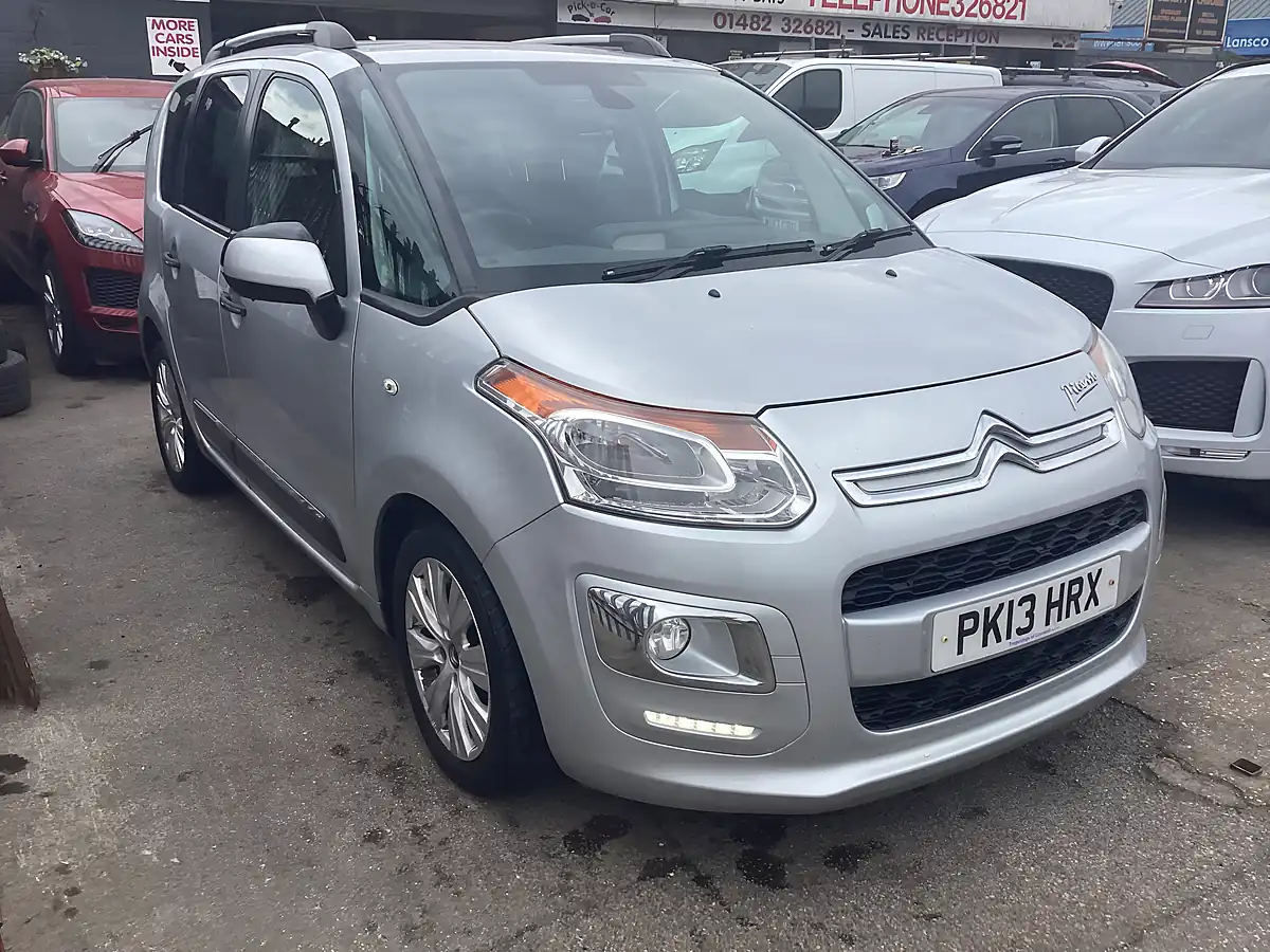 Used 2013 Citroen C3 Picasso Exclusive Silver - Interior and Exterior details 5