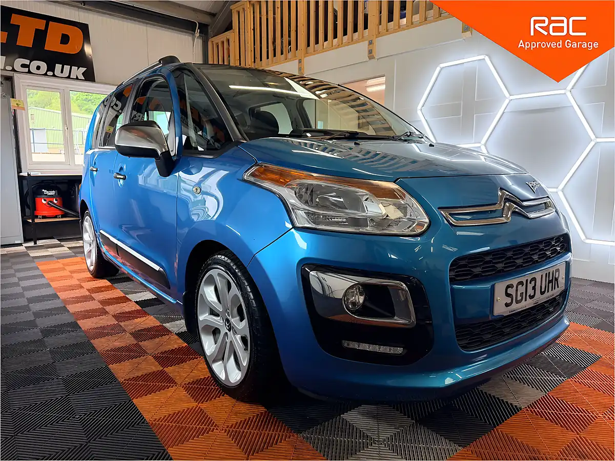 Used 2013 Citroen C3 Picasso Selection Blue - Front View
