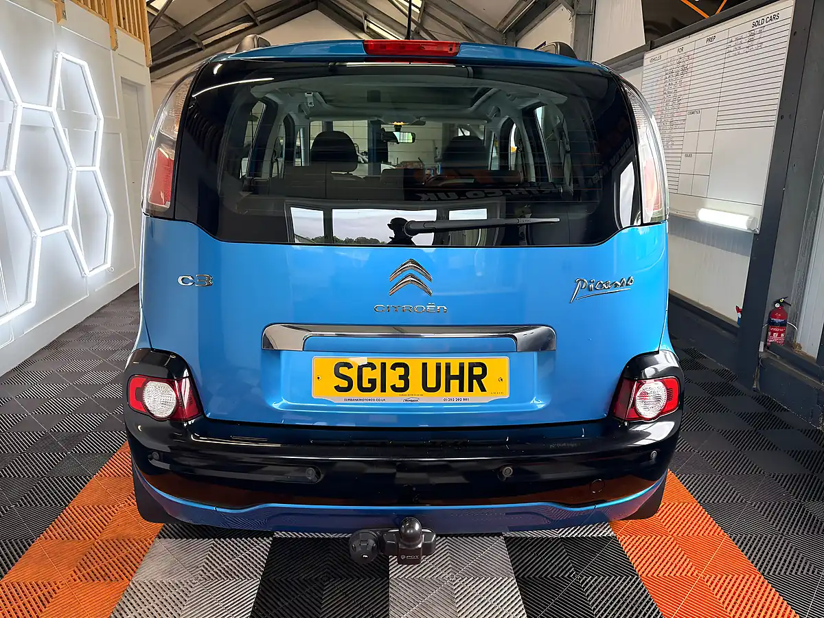 Used 2013 Citroen C3 Picasso Selection Blue - Interior and Exterior details 10