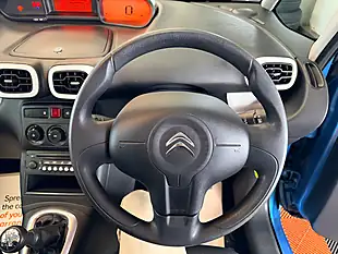 Used 2013 Citroen C3 Picasso Selection Blue - Interior and Exterior details 16
