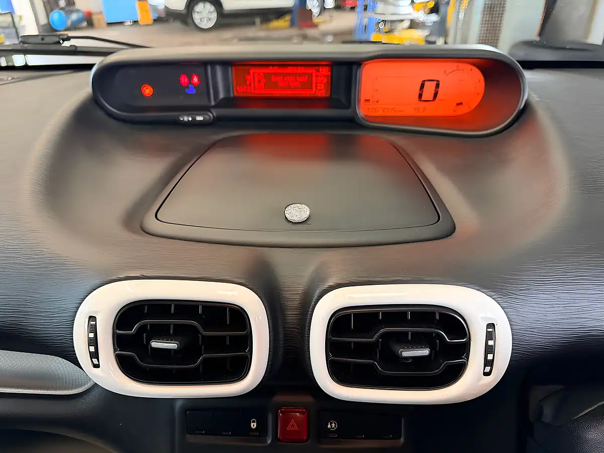 Used 2013 Citroen C3 Picasso Selection Blue - Interior and Exterior details 19