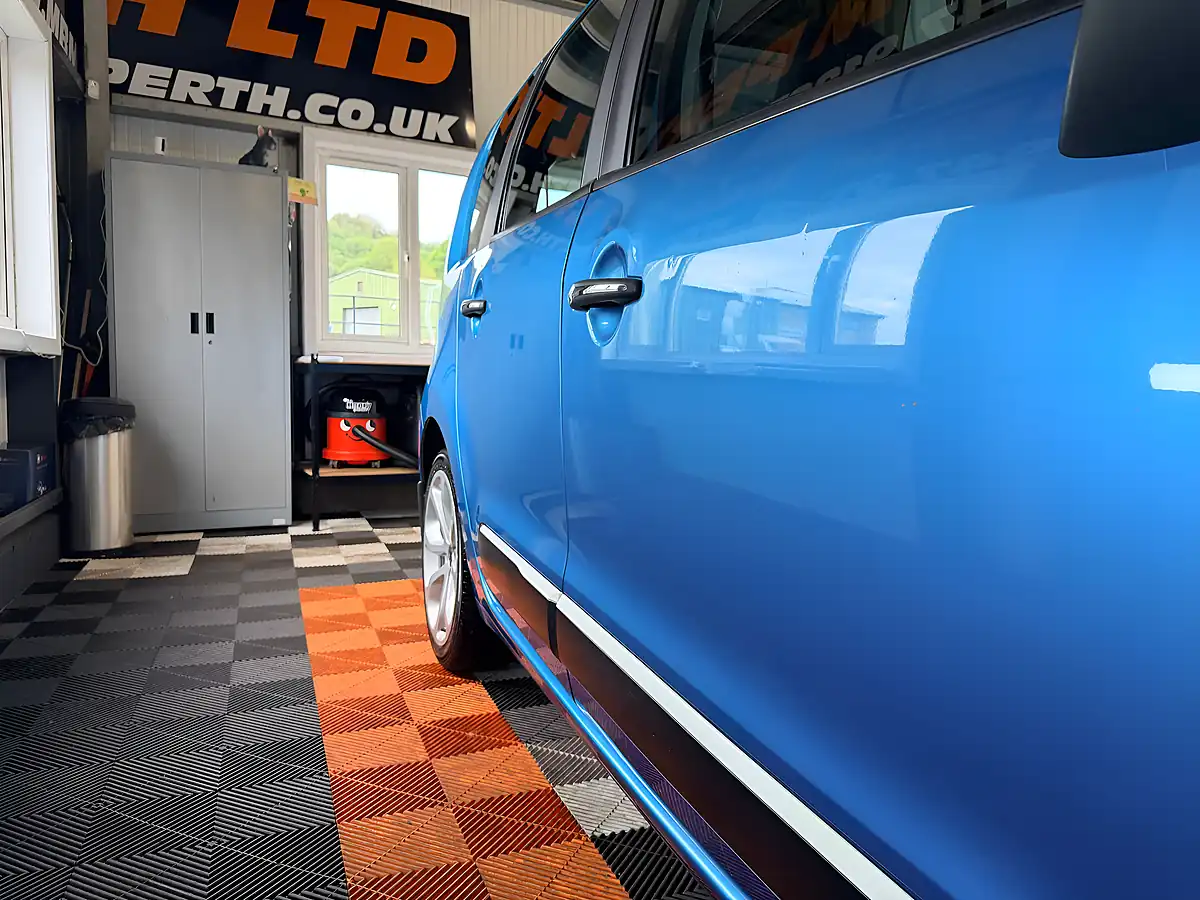 Used 2013 Citroen C3 Picasso Selection Blue - Interior and Exterior details 6
