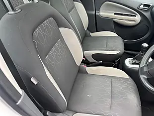 Used 2013 Citroen C3 Picasso Selection White - Interior and Exterior details 16