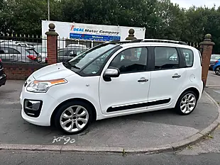 Used 2013 Citroen C3 Picasso Selection White - Interior and Exterior details 6