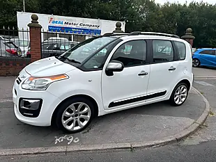 Used 2013 Citroen C3 Picasso Selection White - Interior and Exterior details 7